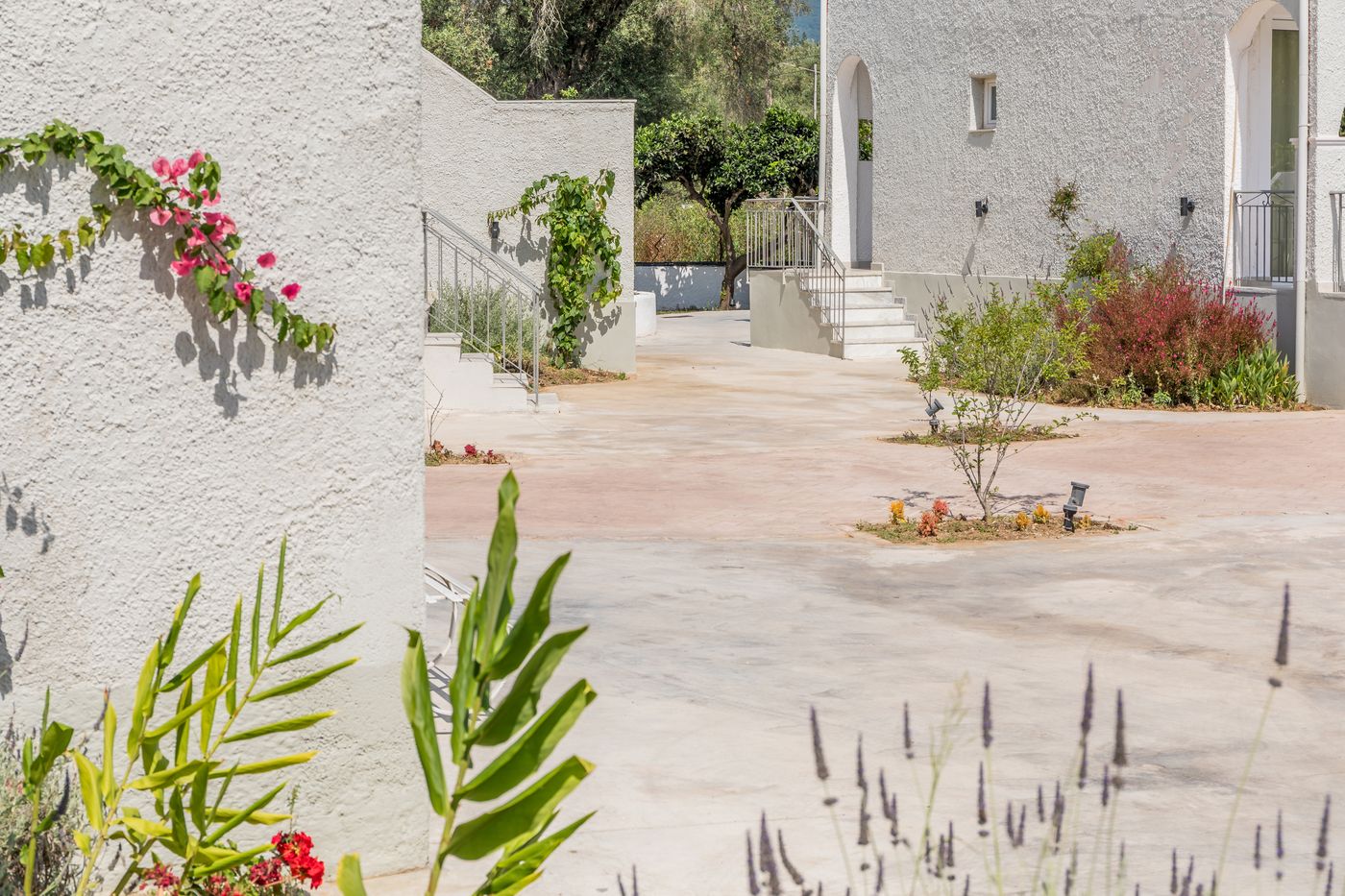 Dominoes-Aparthotel-General-view-17