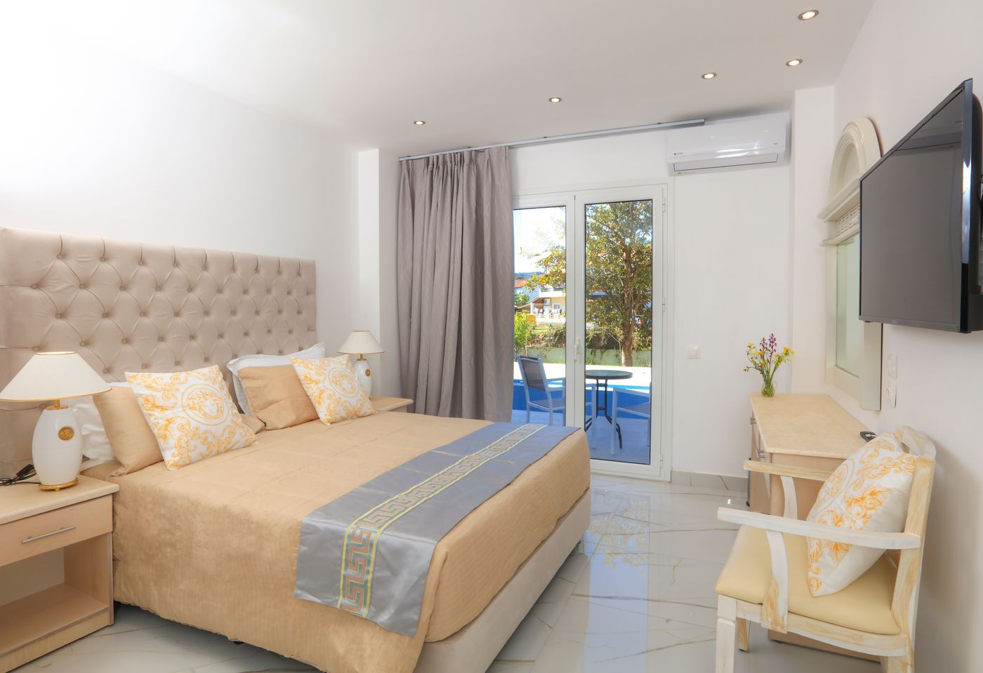 CavoMarina Beach Hotel 17