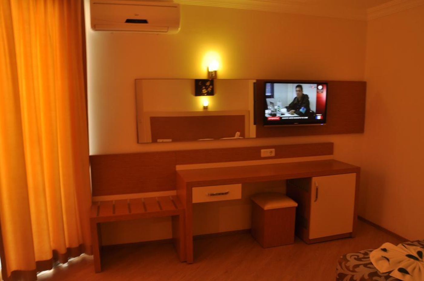 Grand-Atilla-Hotel-Room-19