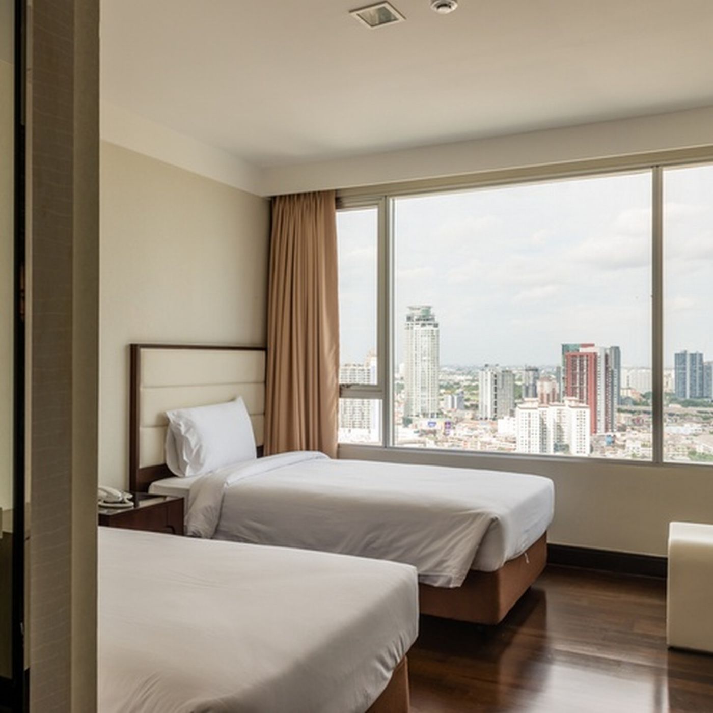 Jasmine-Grande-Residence-Room-36