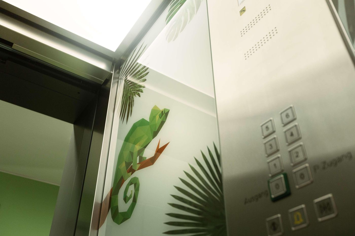 Holiday Inn - The Niu, Crusoe Bremen Airport-Germany-Bremen-General view-8