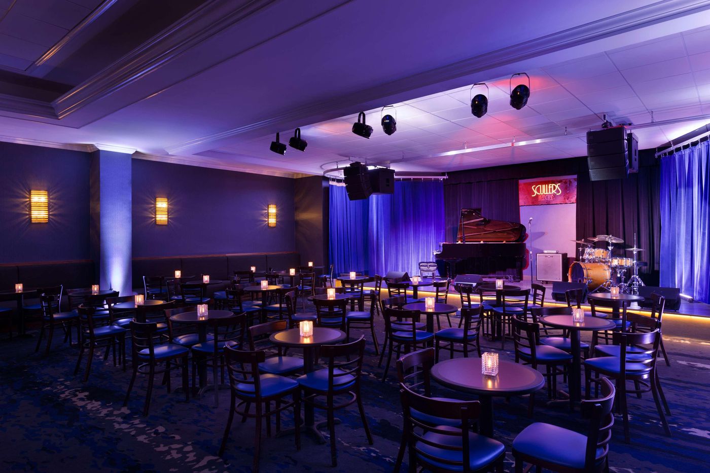 DoubleTree-Suites-by-Hilton-Hotel-Boston-Cambridge-Bar-22