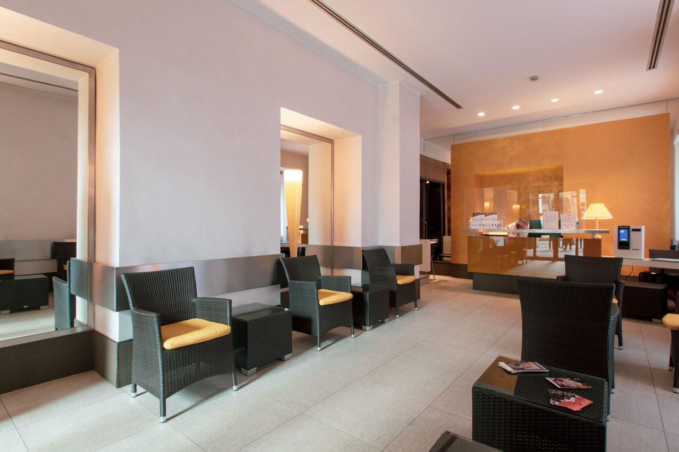 Hotel Bologna - Italy - Turin - Lobby - 1