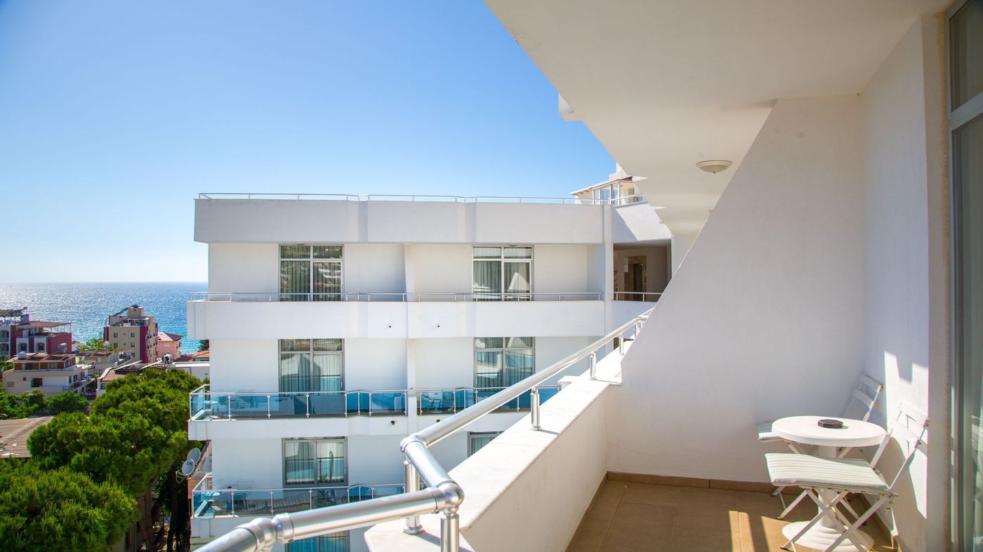 Ponz-Otel-Terrace-19