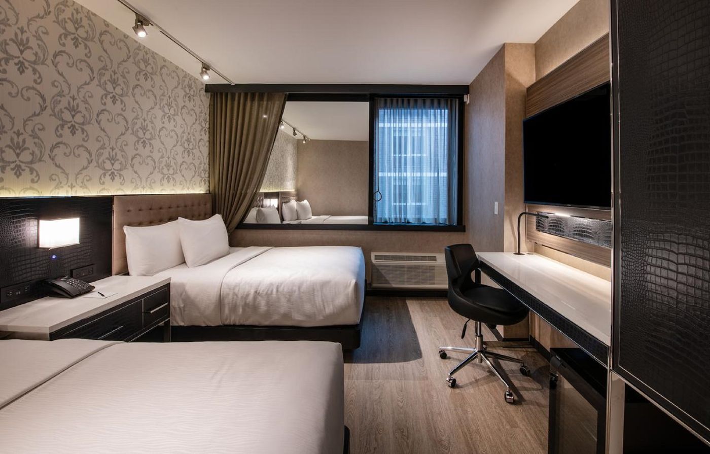 Aliz-Hotel-Times-Square-Room-26