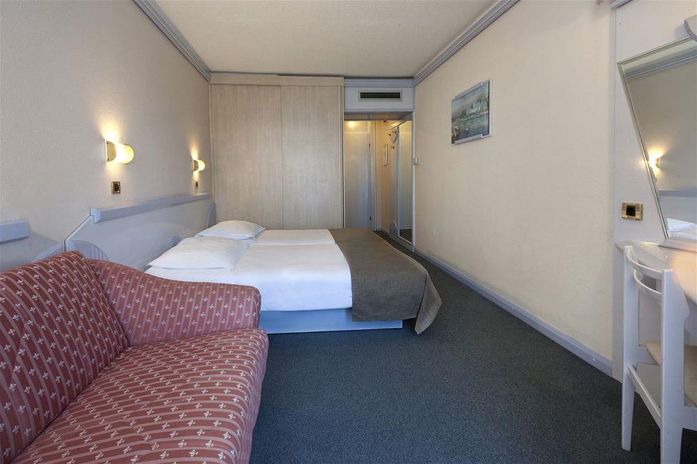 Hotel-Plavi-Plava-Laguna-Room-20