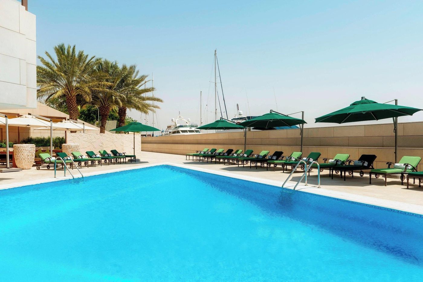 Sheraton-Dubai-Creek-Hotel-and-Towers-Pool-2