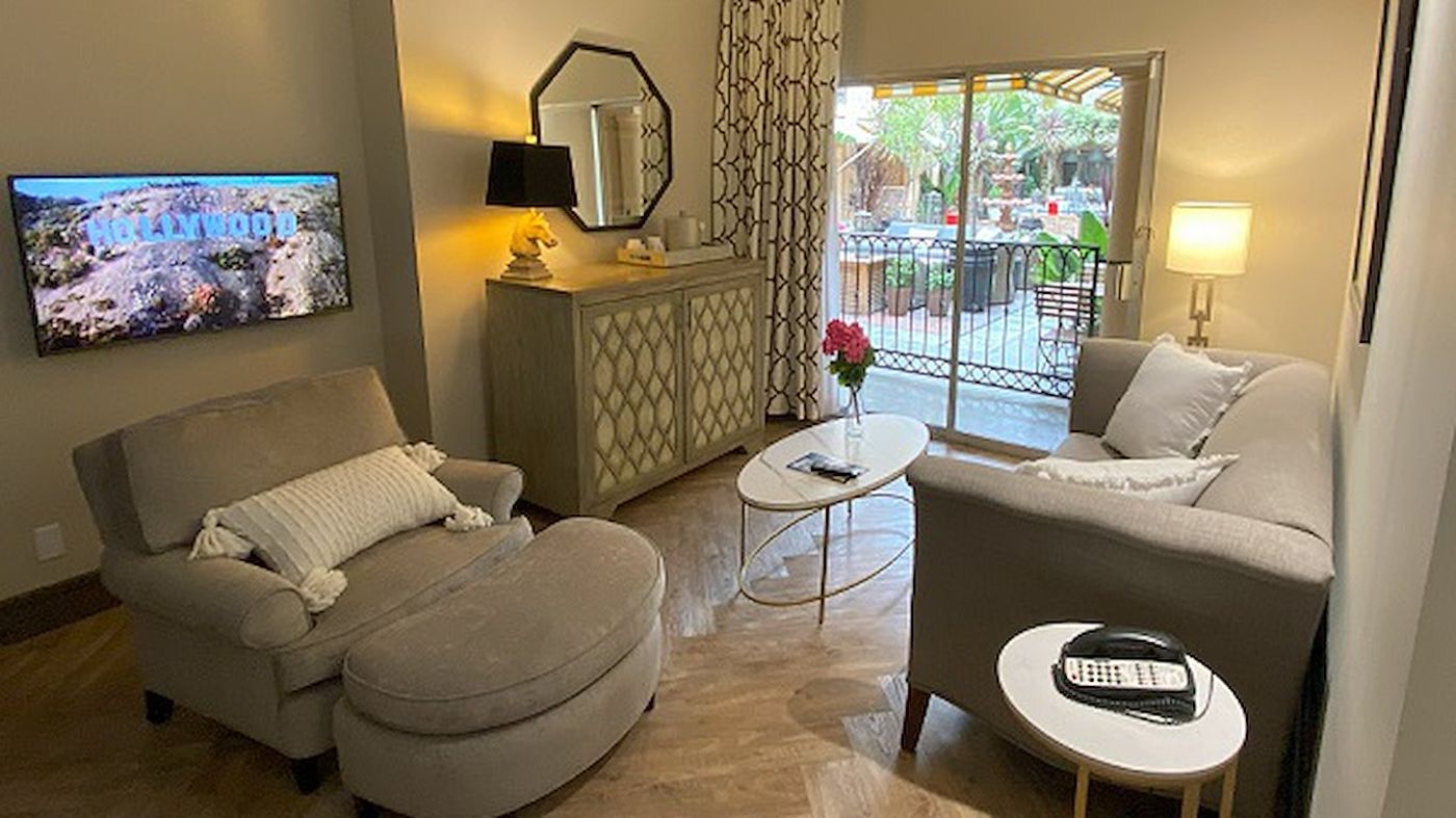 Hollywood-Hotel-Room-27