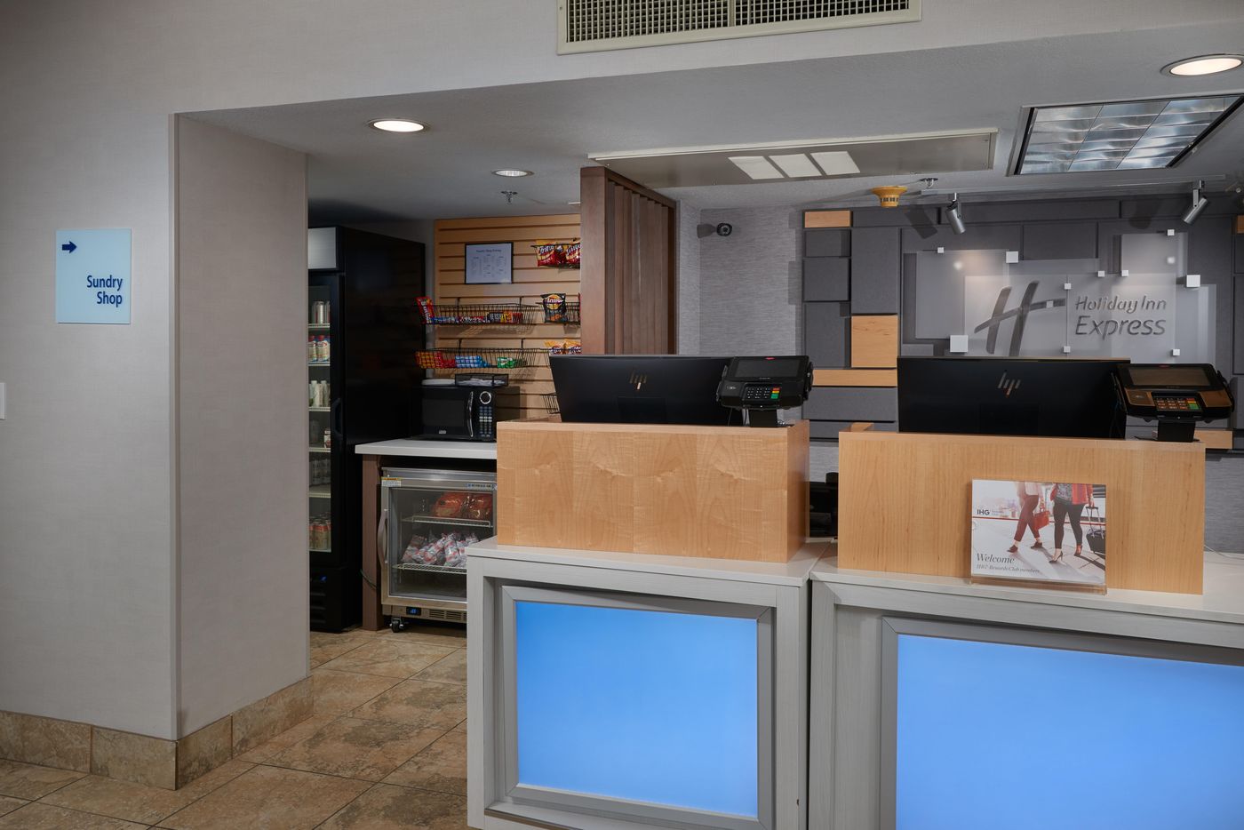 Holiday Inn Express Scottsdale-United States-SCOTTSDALE-Lobby-3