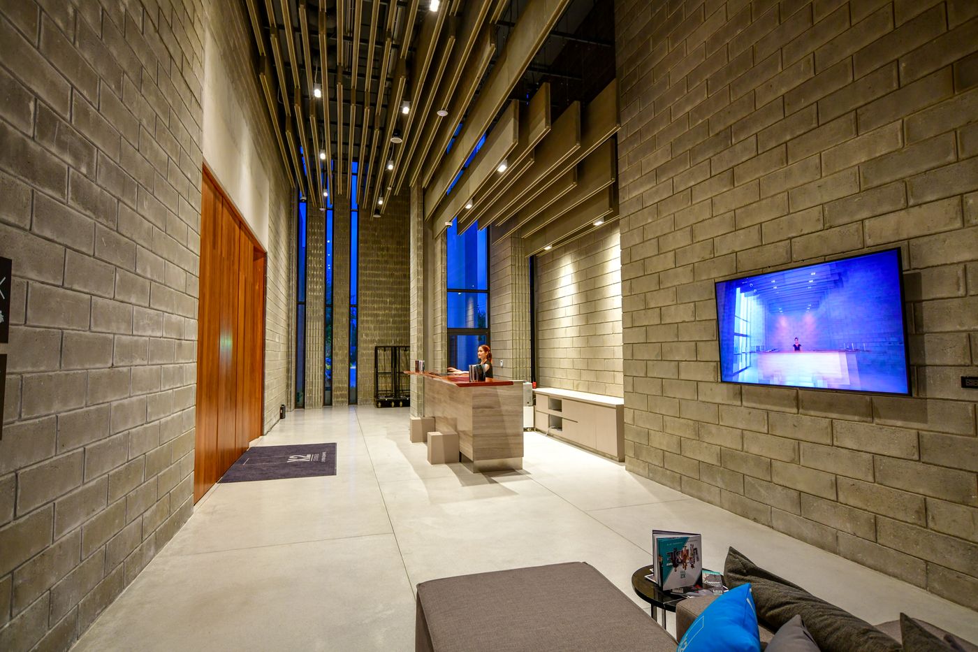 Cross Pattaya Oceanphere-Thailand-Chonburi-Lobby-8