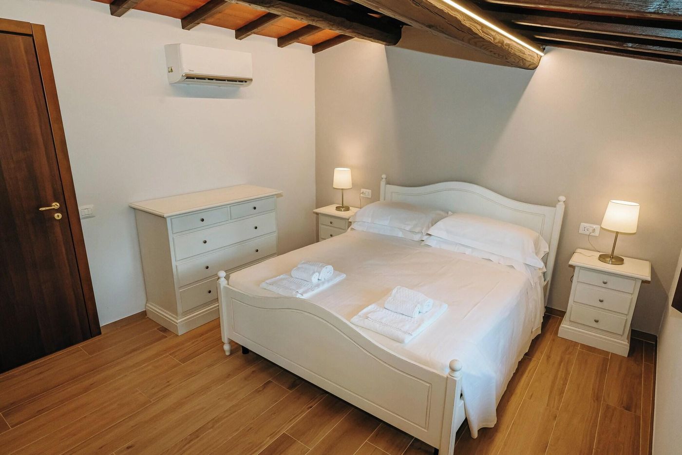 Borgo-Il-Poggiaccio-Room-26