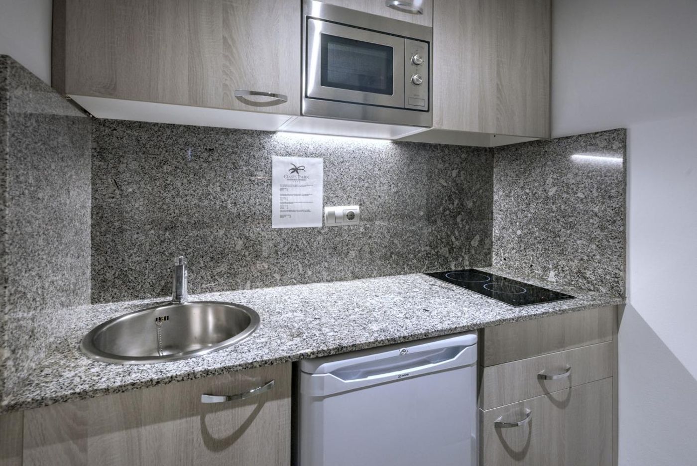 GHT Oasis Park Hotel