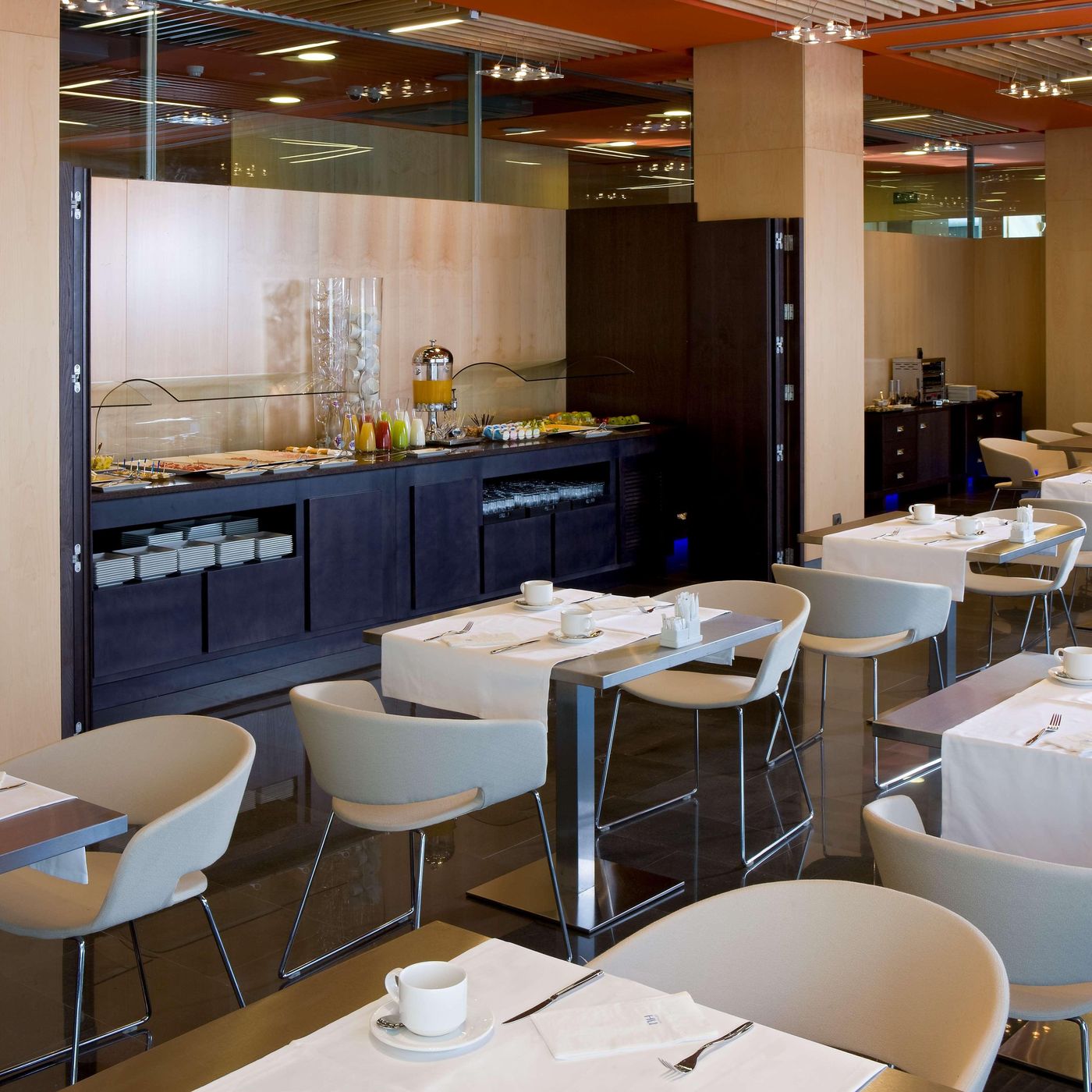 NH-Madrid-Las-Tablas-Restaurant-19