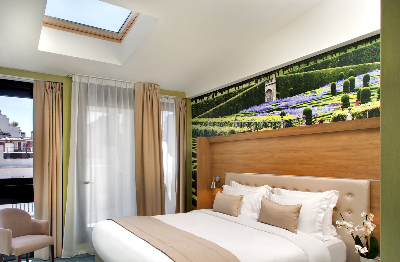 Hotel-Les-Jardins-de-Mademoiselle-Room-4