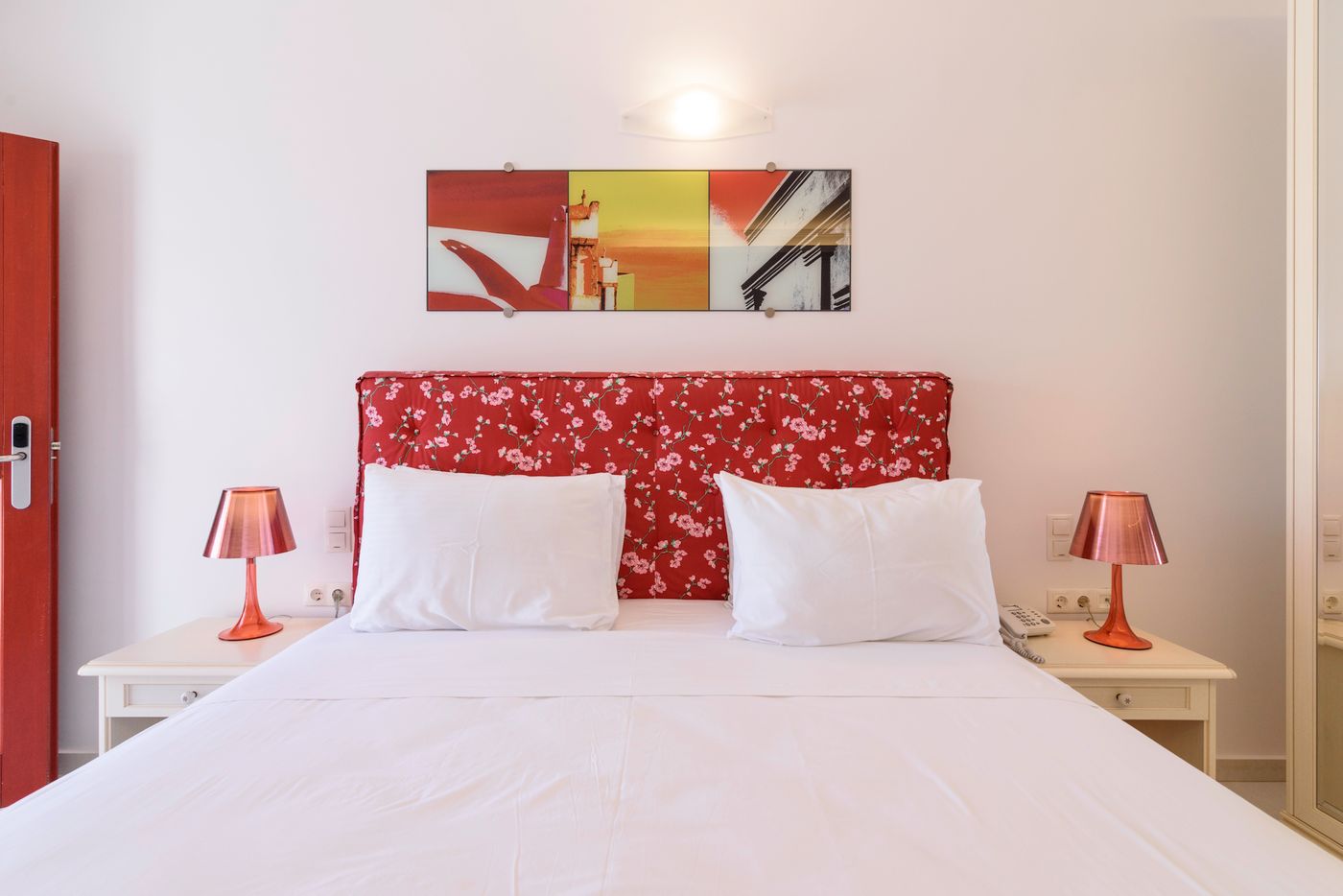  La Mer Deluxe Hotel & Spa Rooms