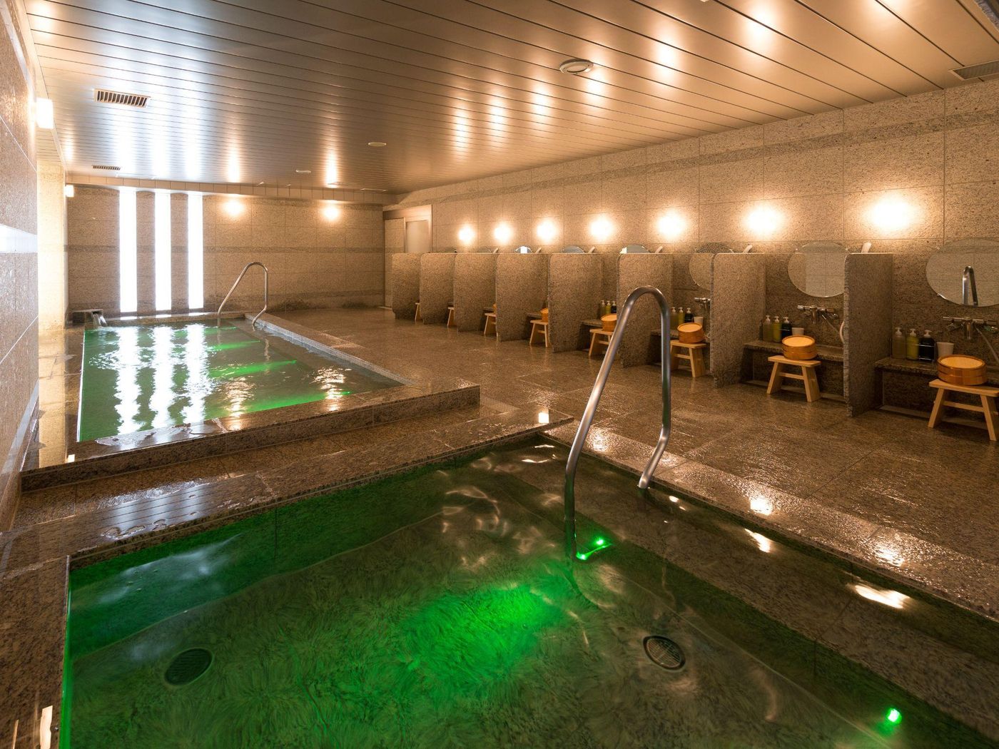 Super Hotel Premier Ginza-Japan-Tokyo-Sports and Entertainment-8