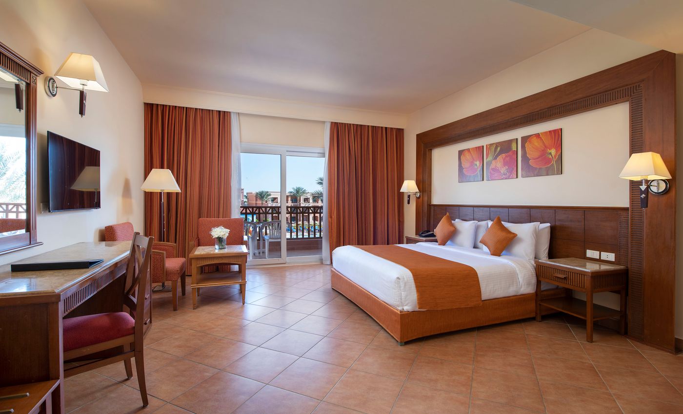 Charmillion Club Aqua Park