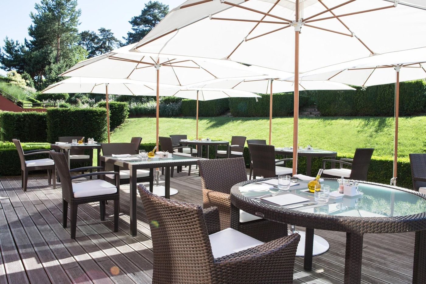 La-Reserve-Geneve---Hotel-Spa-and-Villa-Bar-64