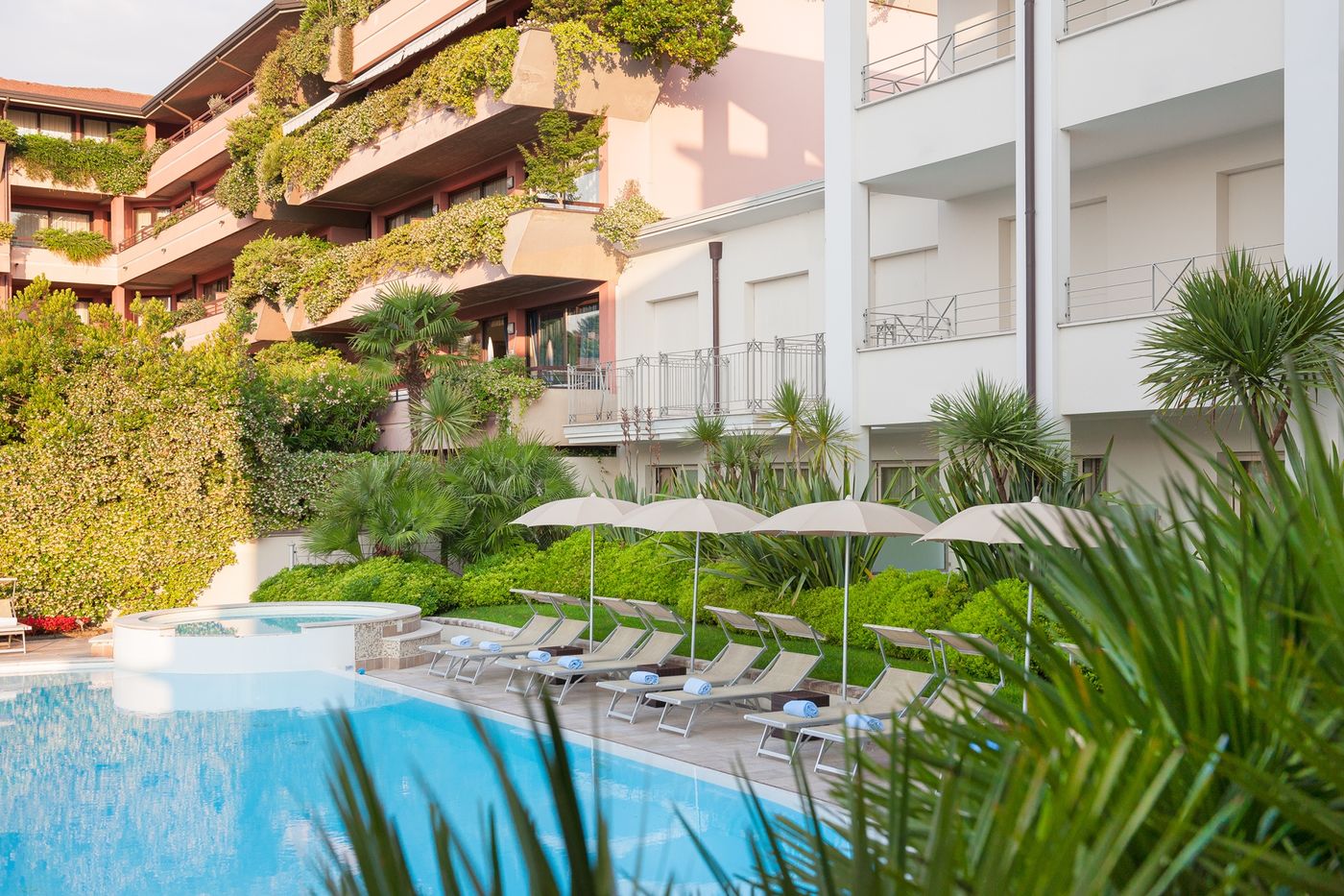 Hotel Nazionale-Italy-Desenzano del Garda BS-General view-4