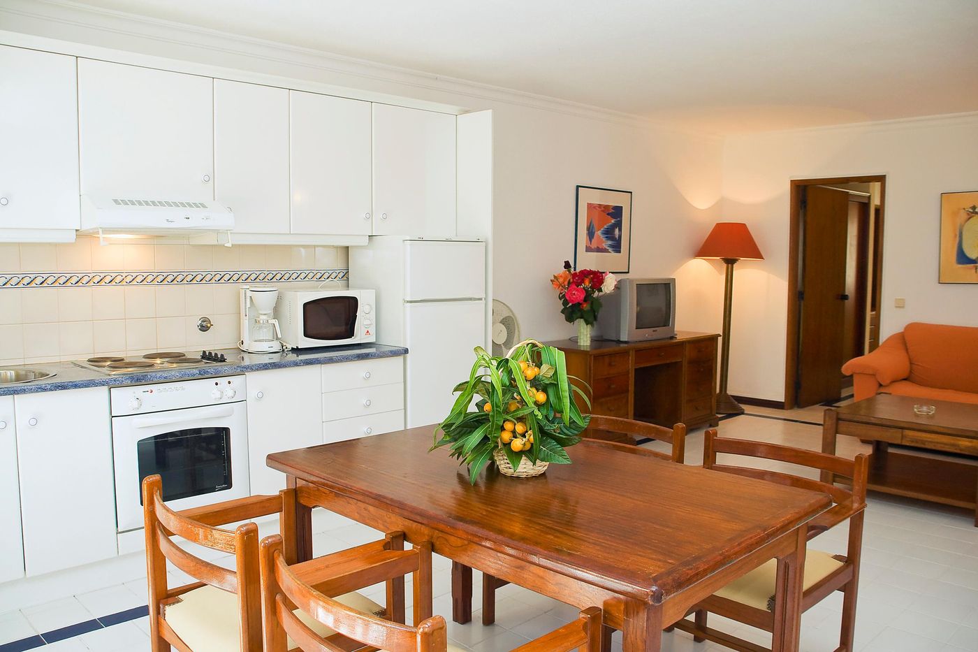 Apartamentos-da-Balaia-Room-19