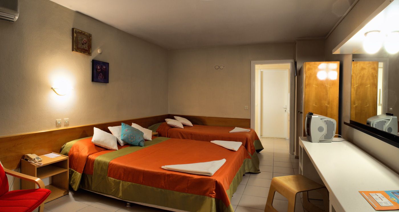 Golden Gate Hotel & Studios