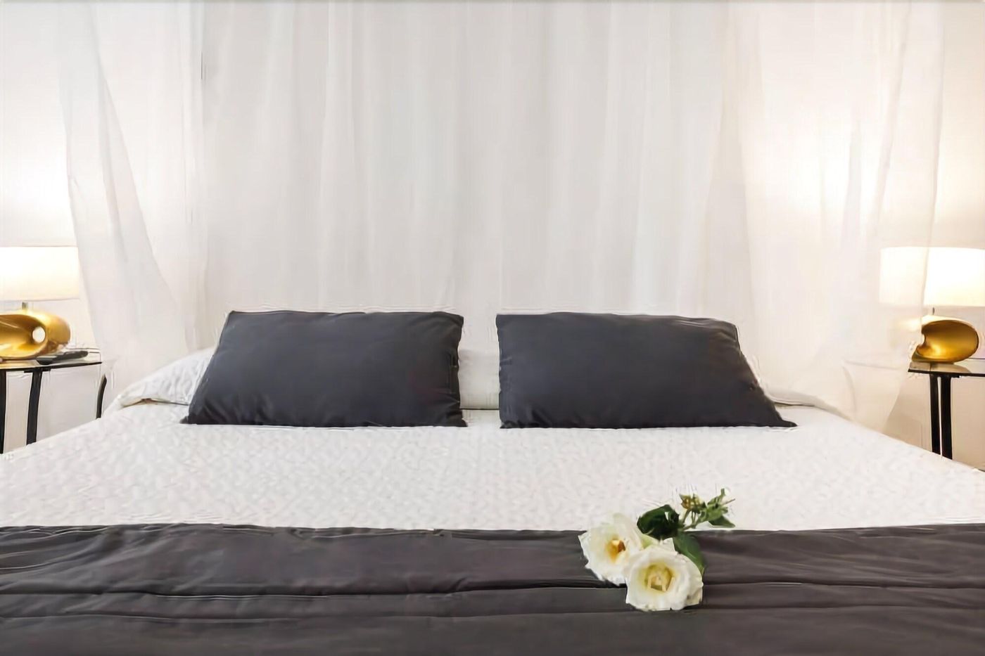 Hotel-Porta-Romana-Room-8