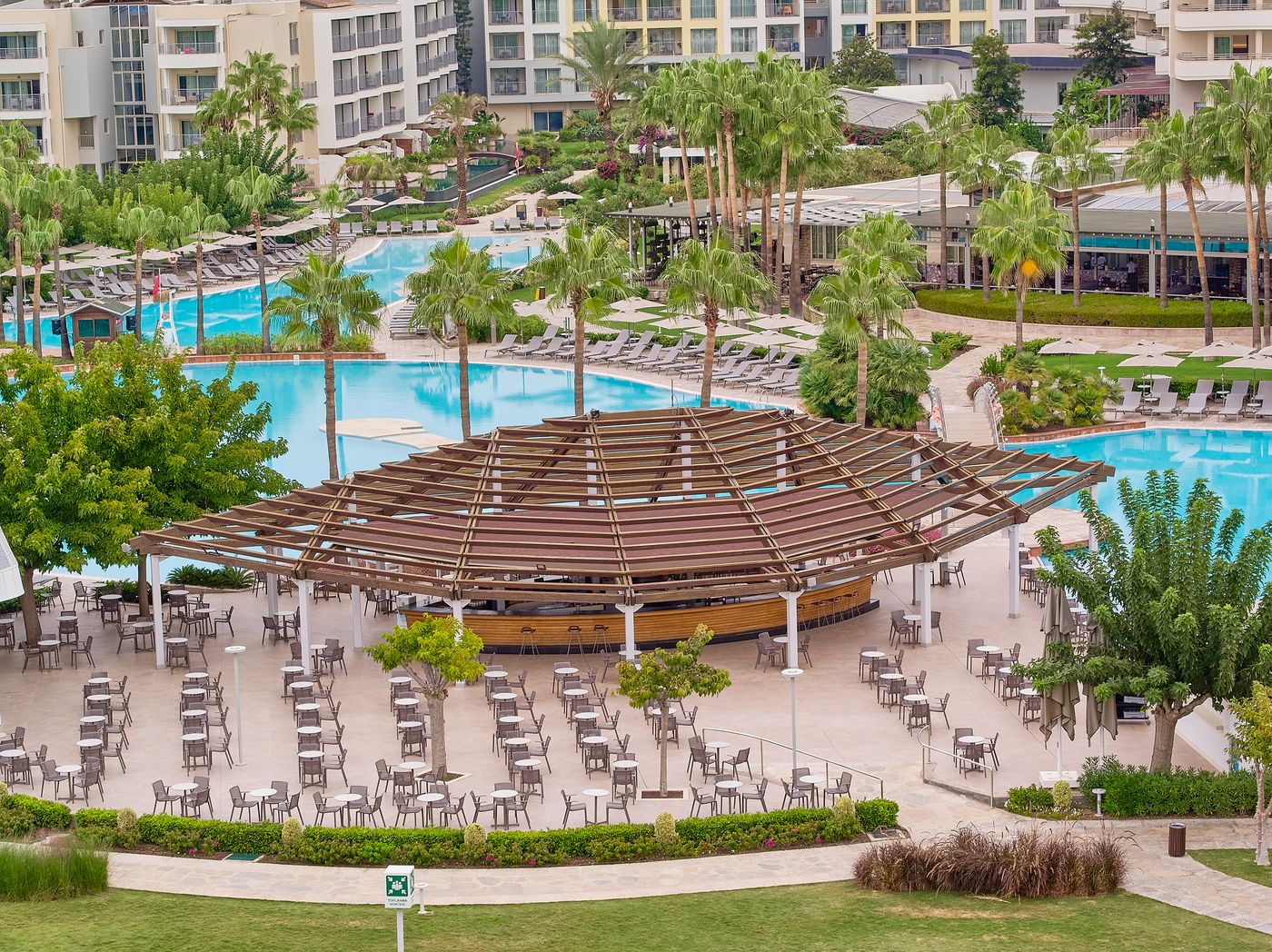 Lara-Barut-Collection-General-view-4