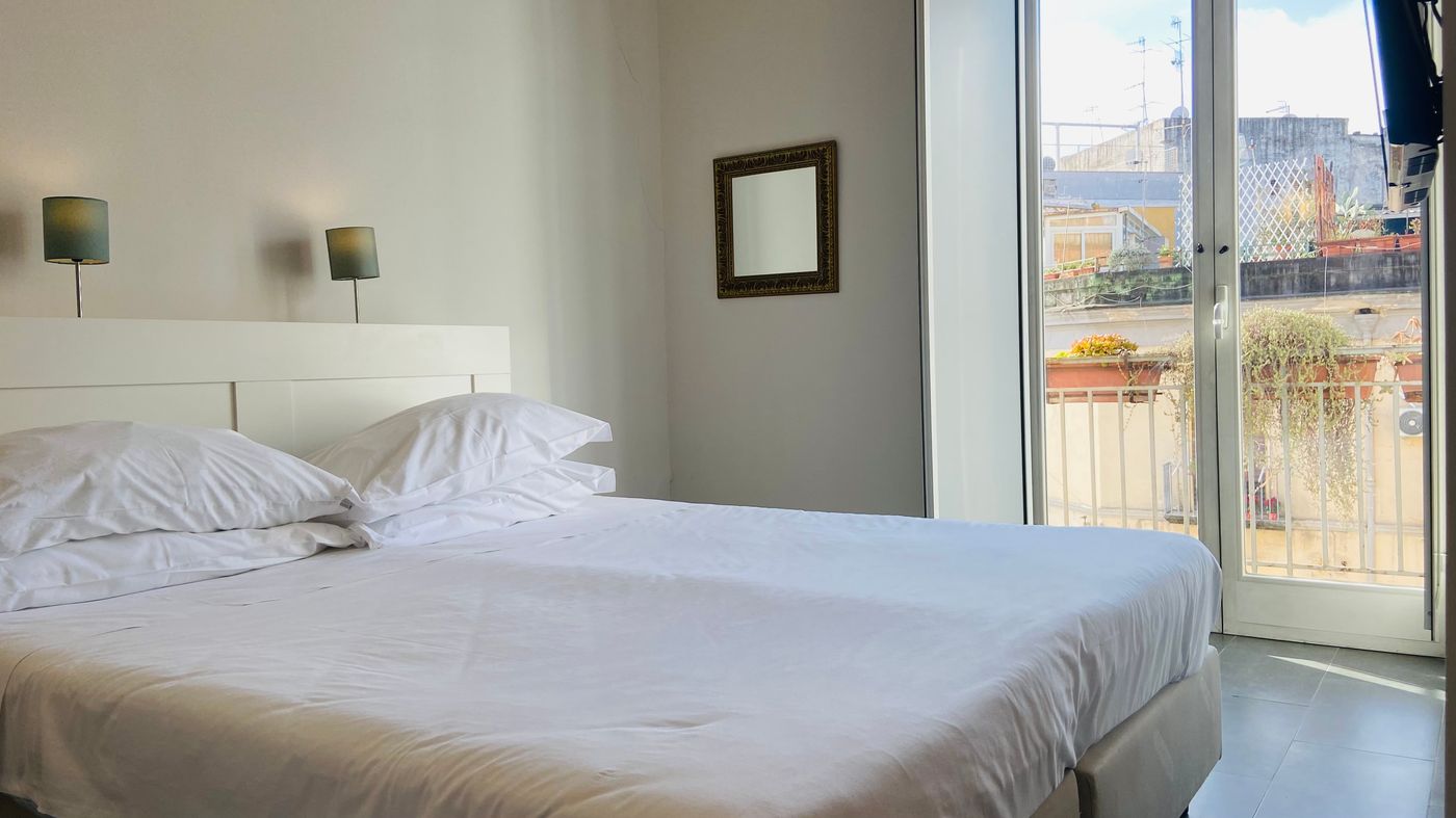 Jazz Hotel - Italy - Naples - Room - 4