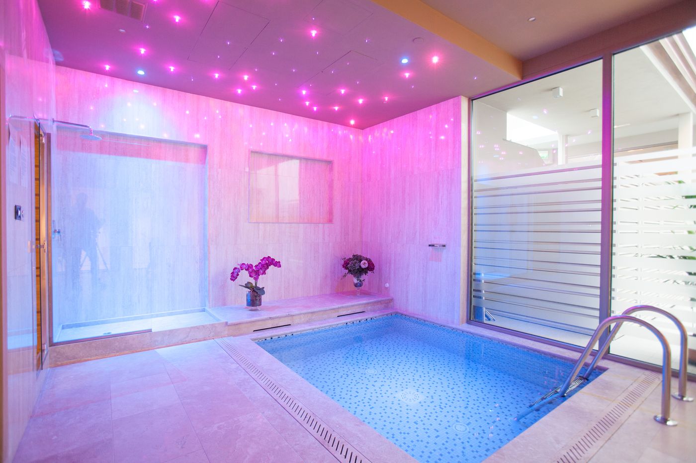 MH-Florence-Hotel---Spa-Pool-60