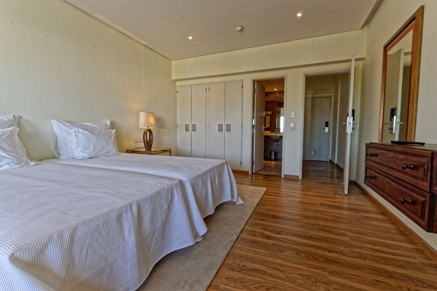 Carvoeiro-Hotel-Room-13