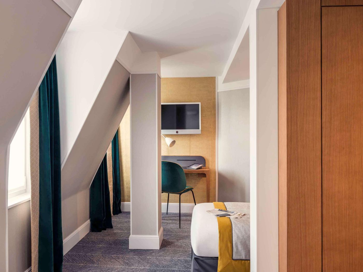 Mercure-Paris-Opera-Garnier-Room-26