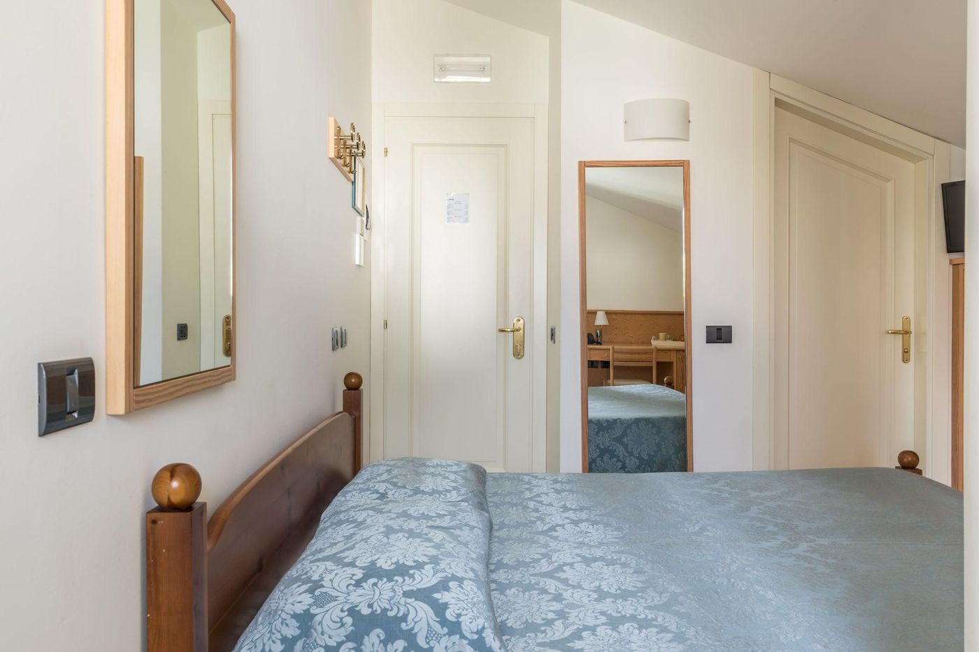 Albergo-Il-Giardino-Del-Rio-Room-15