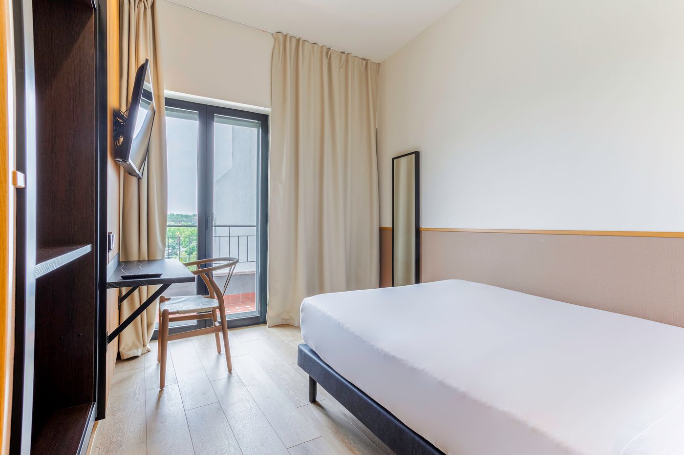 Acta-Madfor-Hotel-Room-24