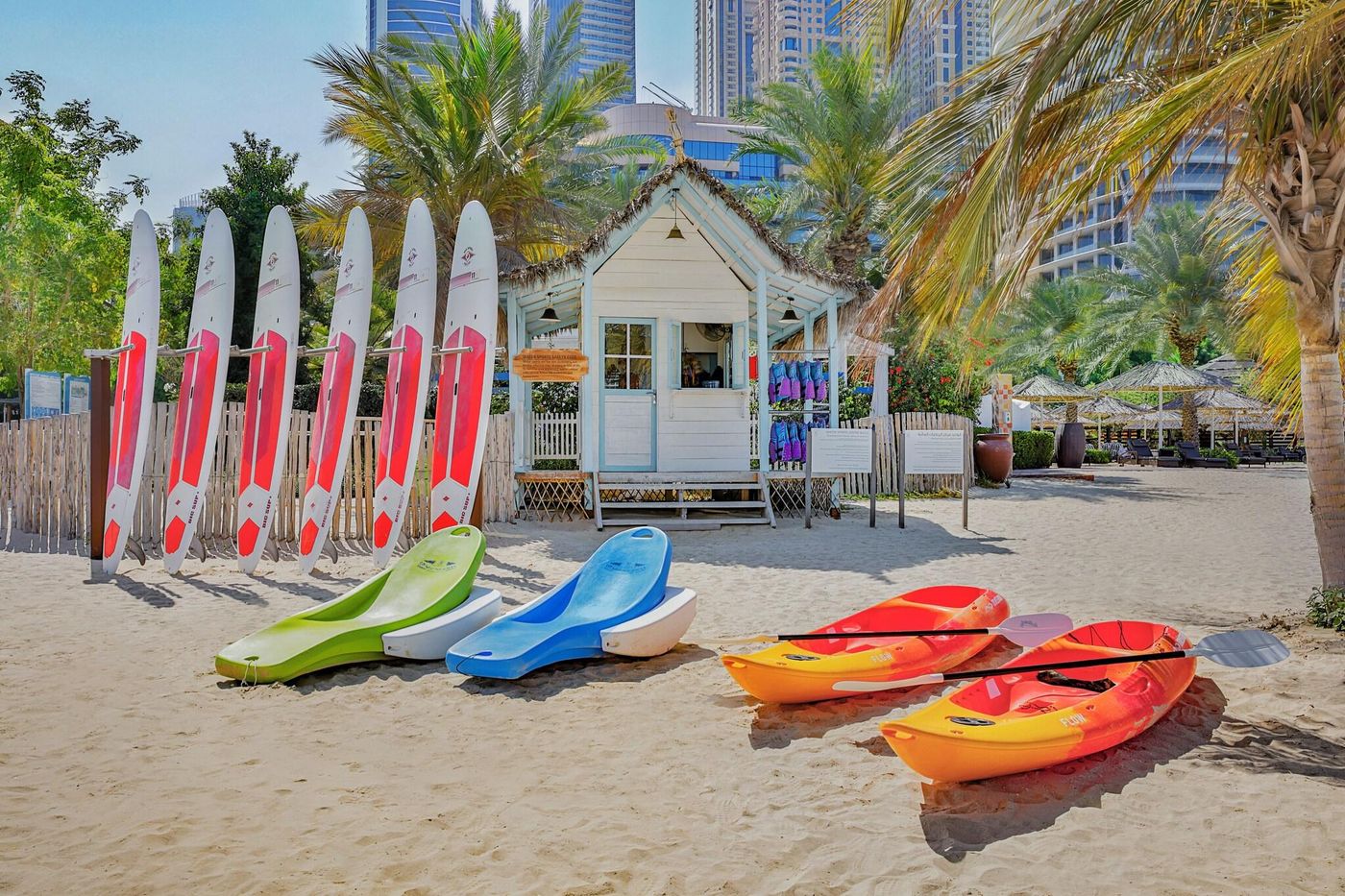 Le-Meridien-Mina-Seyahi-Beach-Resort---Marina-Sports-and-Entertainment-80