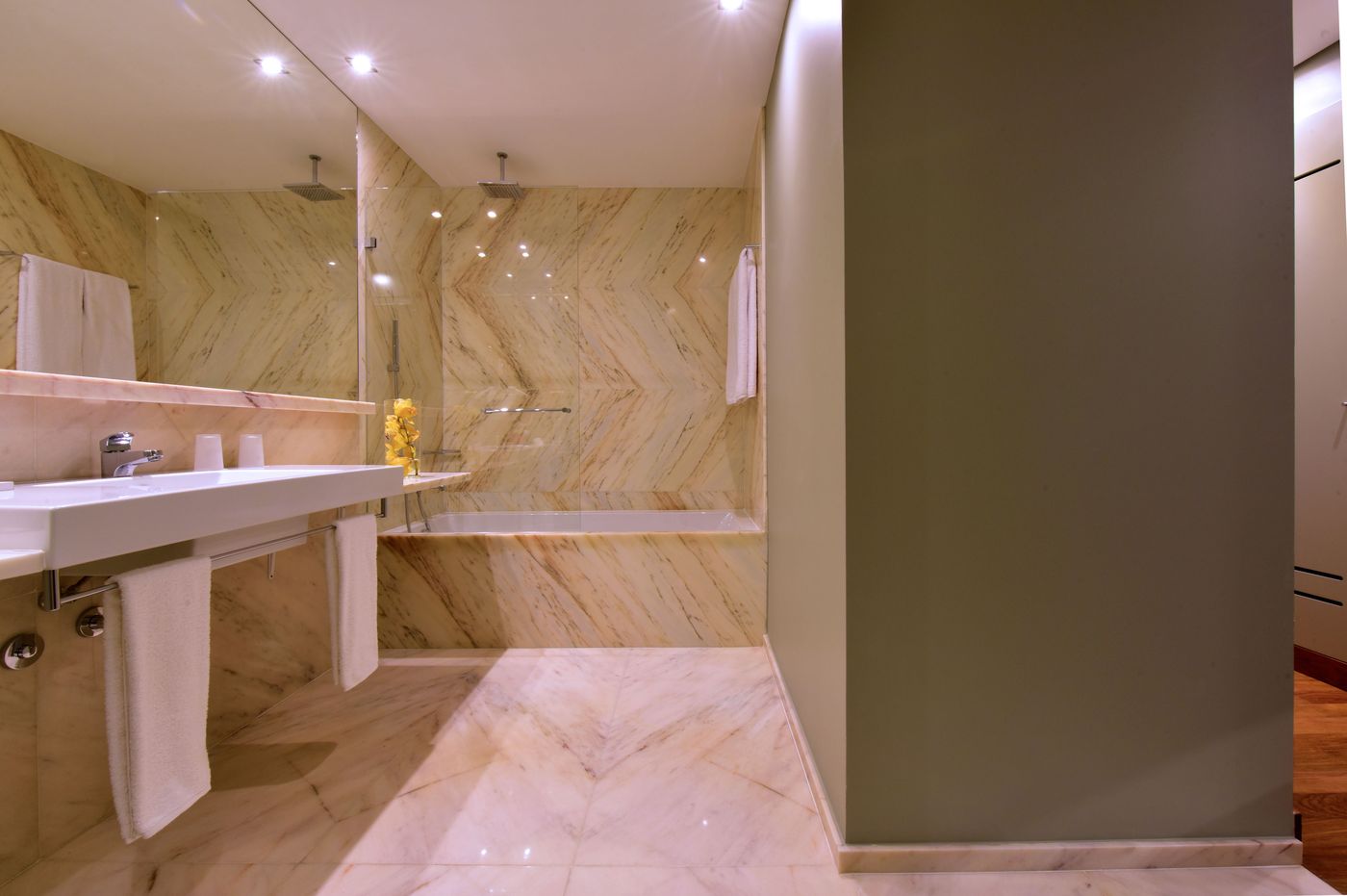 Pousada-De-Lisboa-Room-45