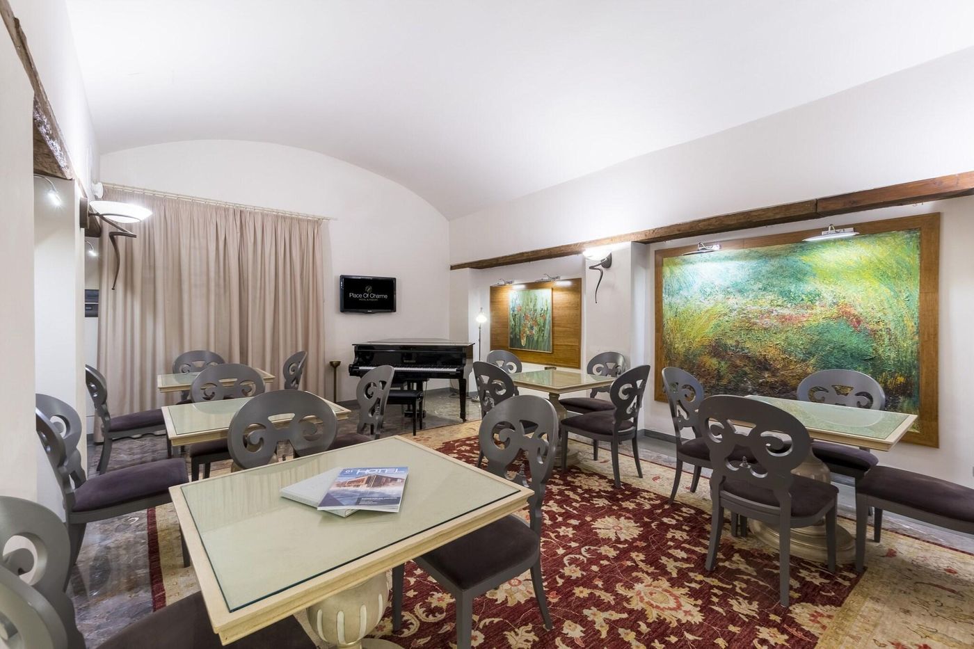 Art-Atelier-Lobby-10