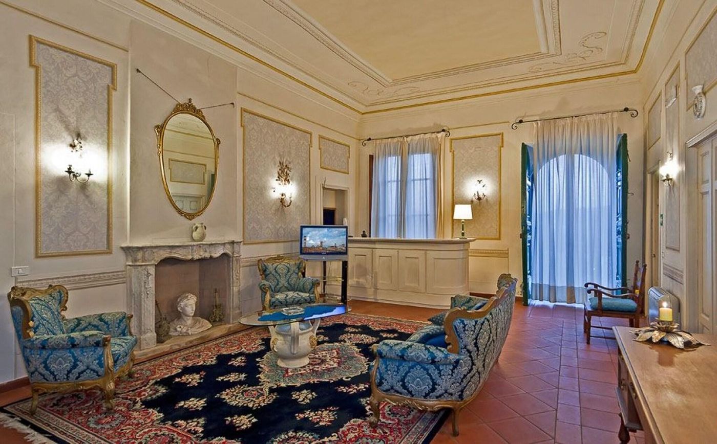 Villa-Cheli-Lobby-15