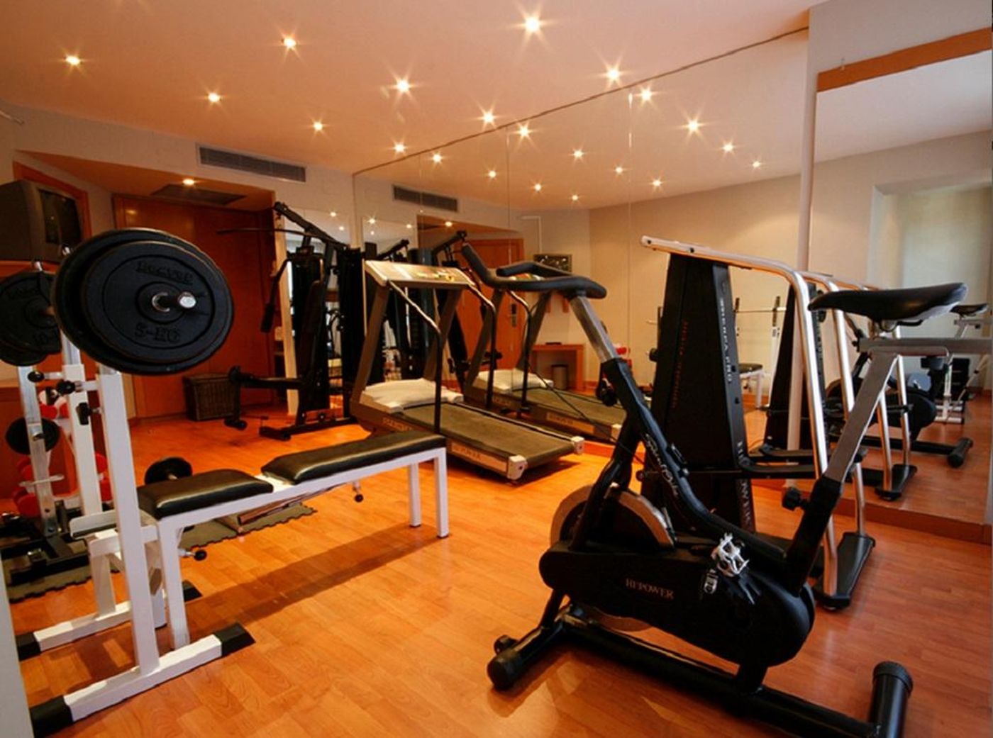 Exe-Plaza-Sports-and-Entertainment-50