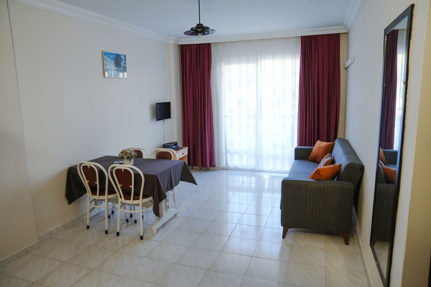 Club-Ako-Apart-Room-27