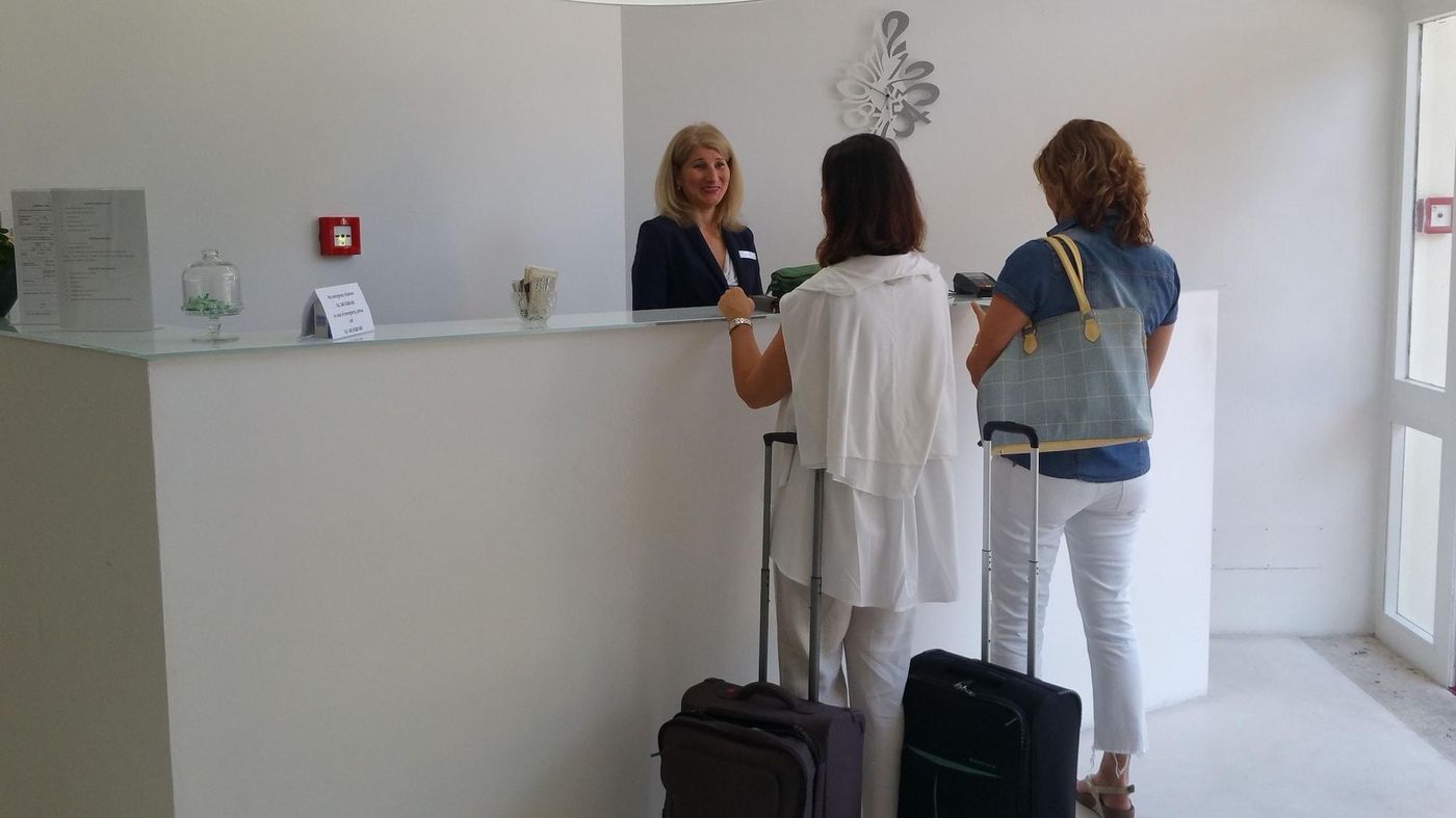 Vittoria-Design-Hotel-Lobby-12