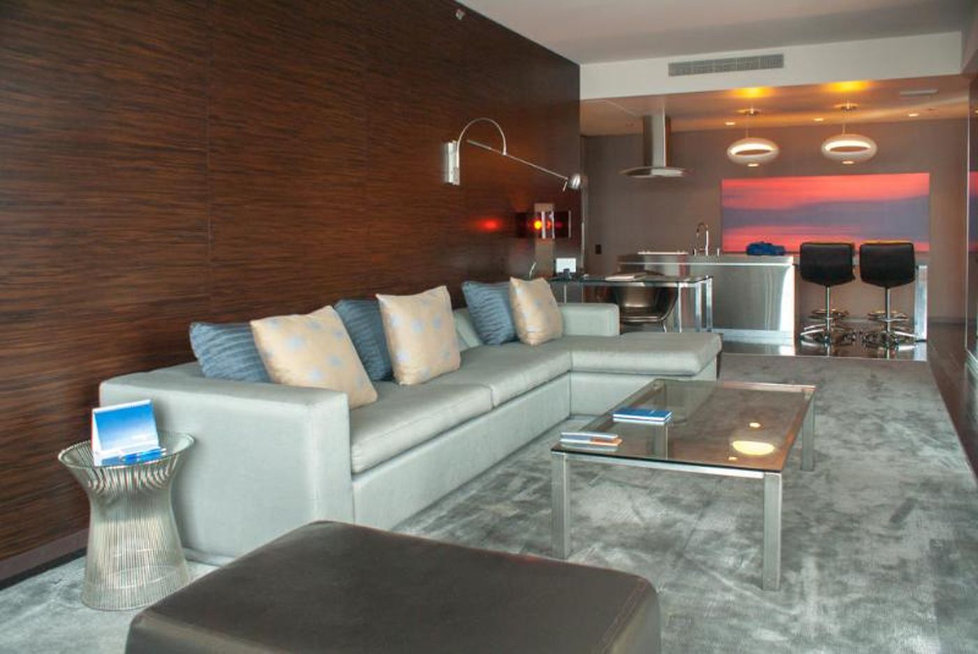 Palms Place Hotel And Spa