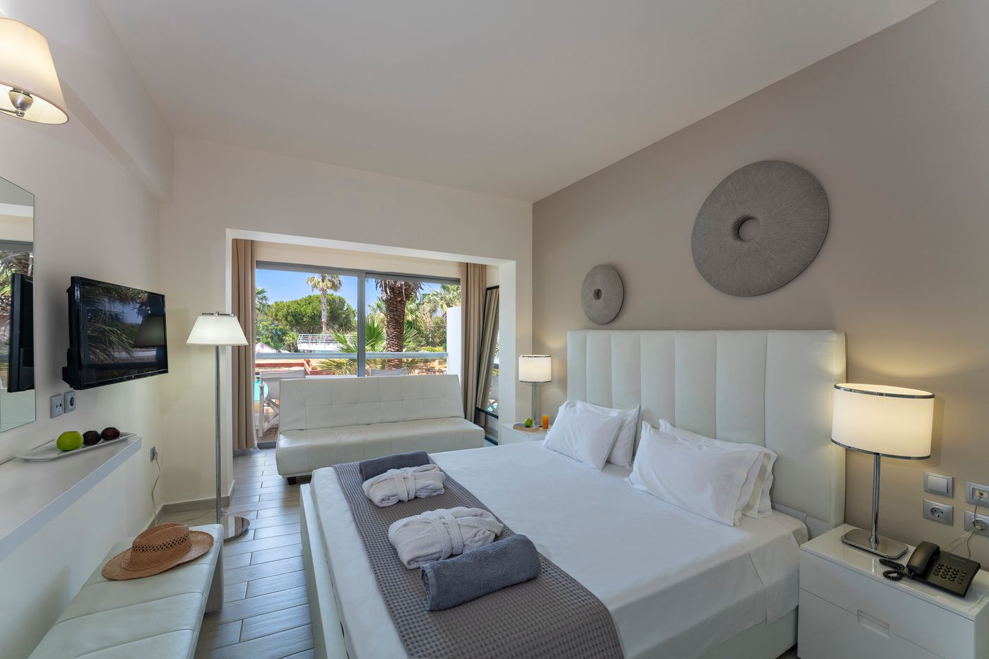 Ocean-Blue-Hotel-Room-16