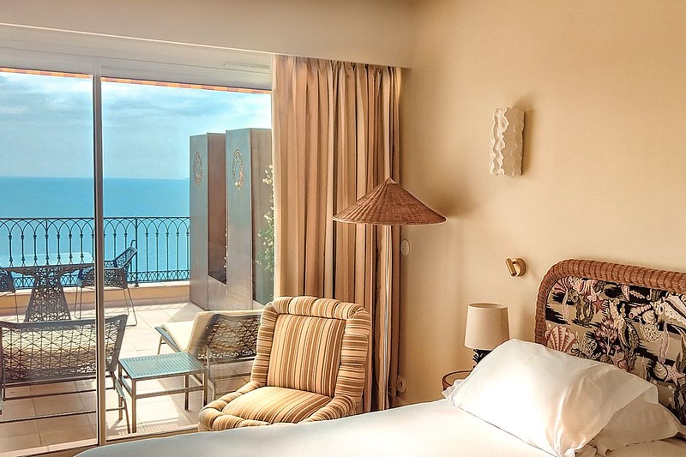 La-Perouse-Nice-Baie-des-Anges-Room-14