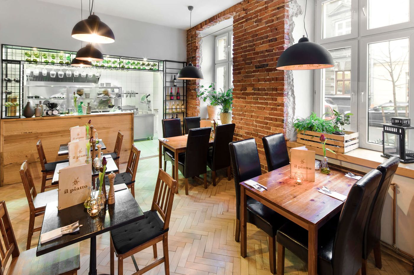 Platinum-Suite-Restaurant-46