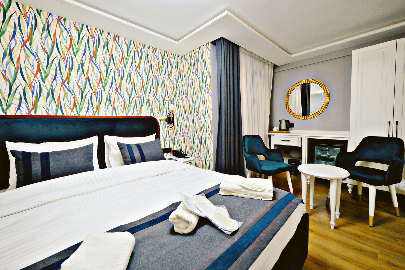 The-Saint-Otel-Room-10