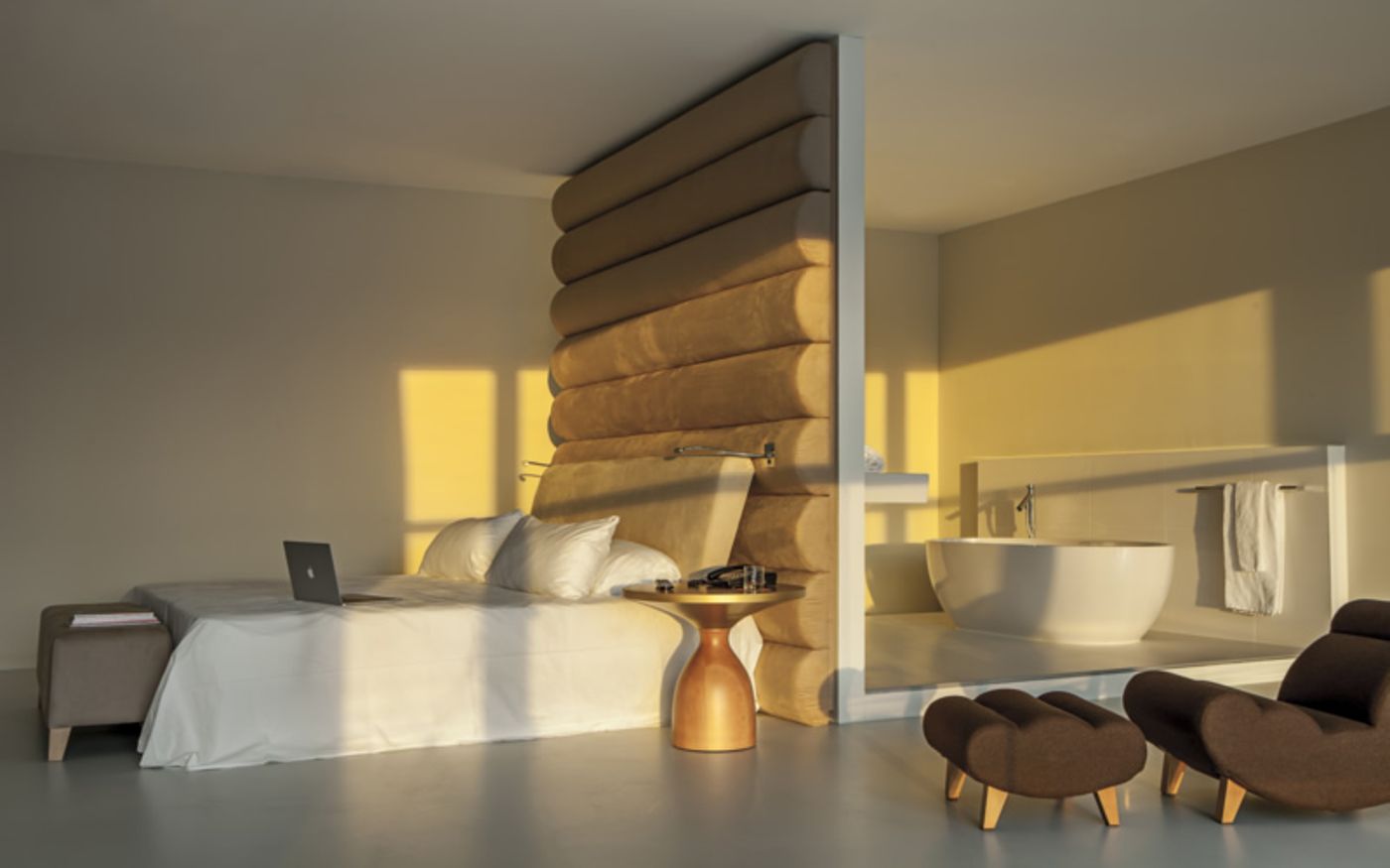 Room-Mate-Aitana-Room-51