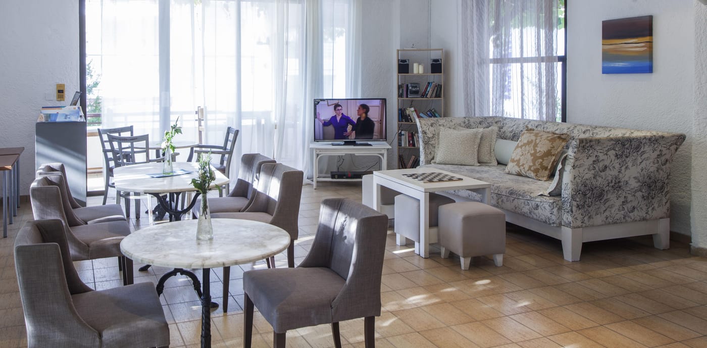 Potidea-Golden-Beach-Lobby-37