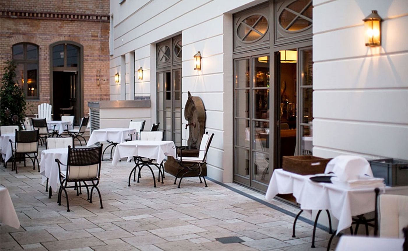 Monbijou-Hotel-Terrace-38