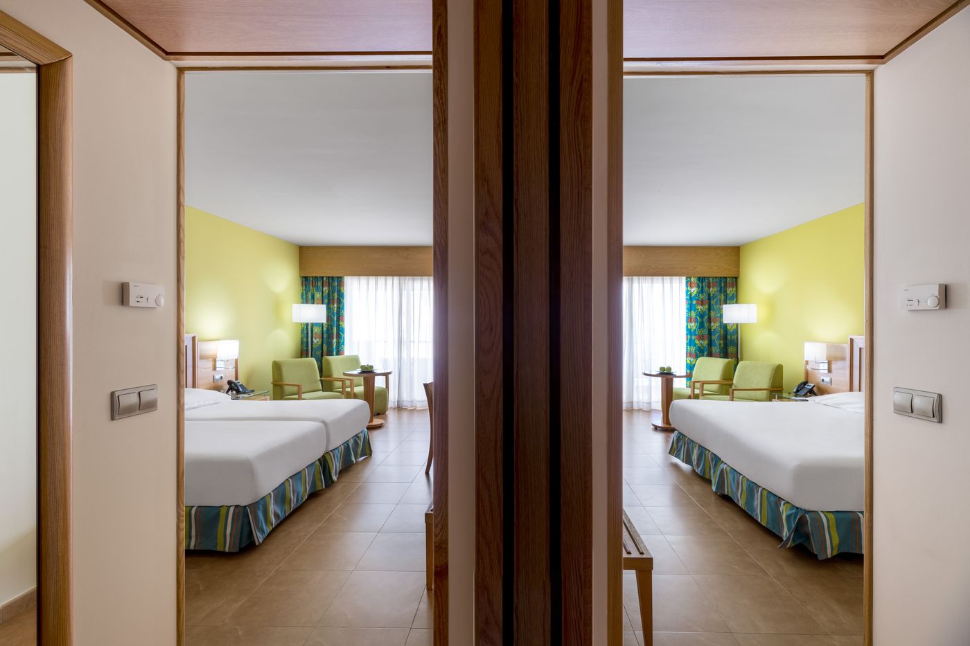 Elba-Costa-Ballena-Room-35