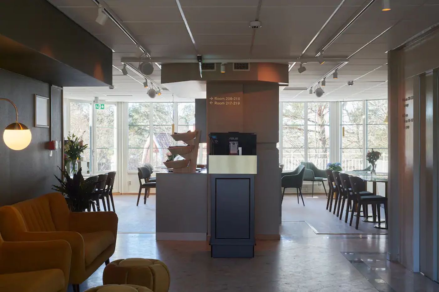 Best Western Hotel Danderyd - Sweden - Danderyd - Lobby - 0